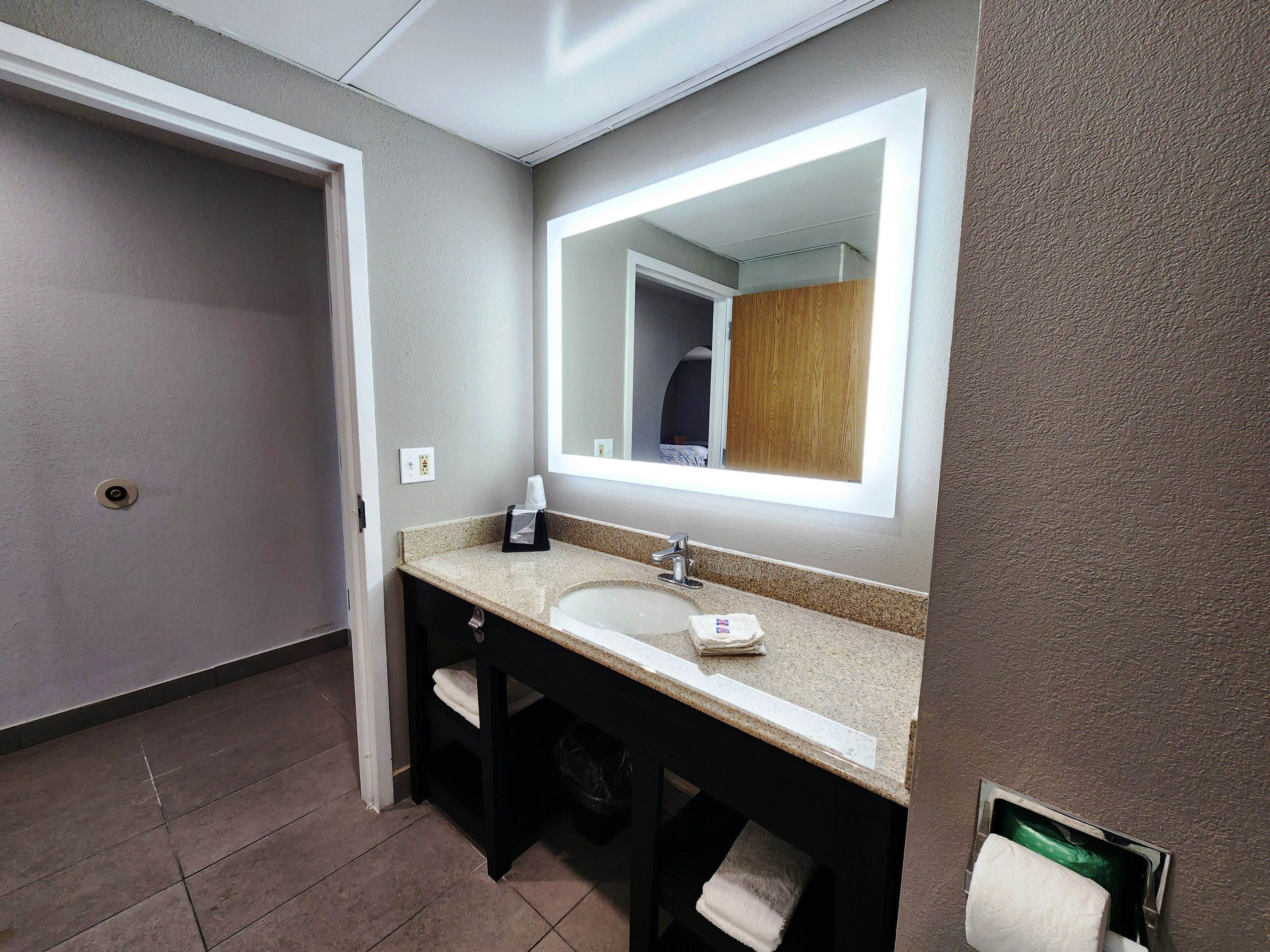 Gratis toiletartikler, hårtørrer, håndklæder