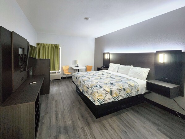 Premium bedding, desk, laptop workspace, free WiFi