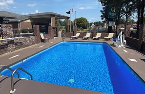 Seasonal outdoor pool