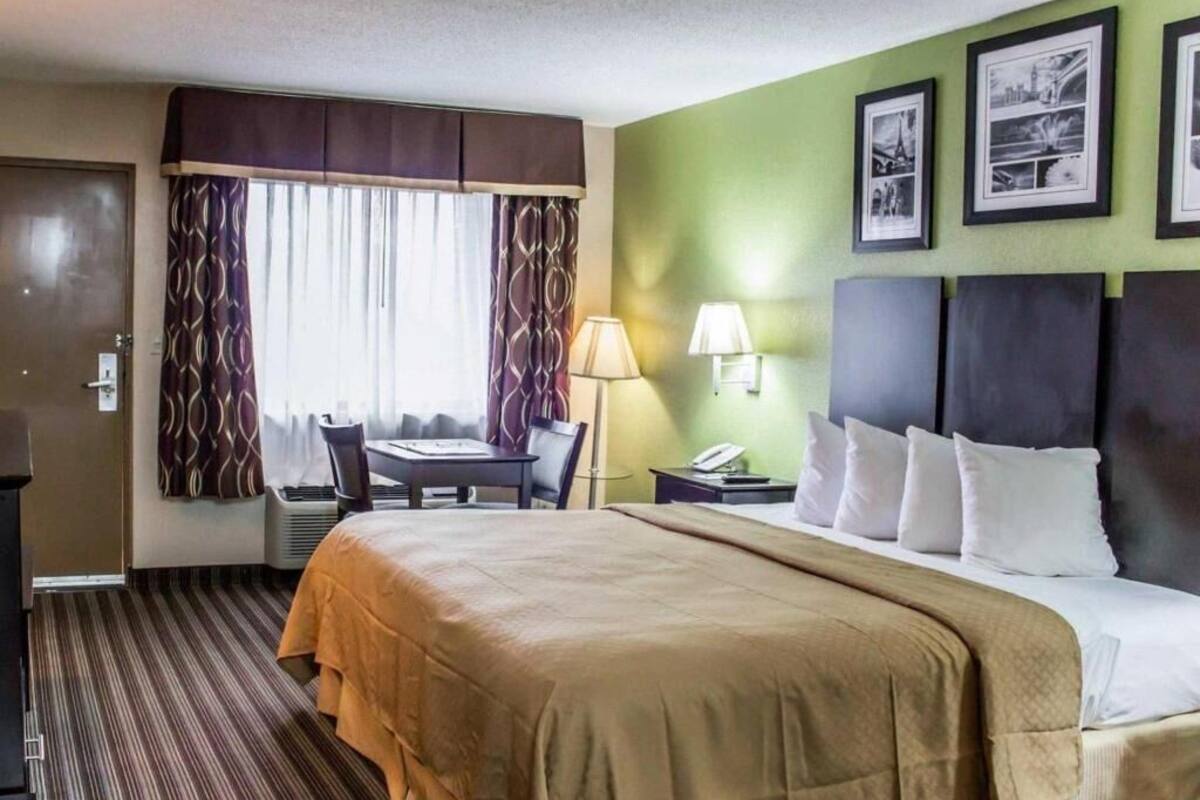 Blackout drapes, iron/ironing board, rollaway beds, free WiFi