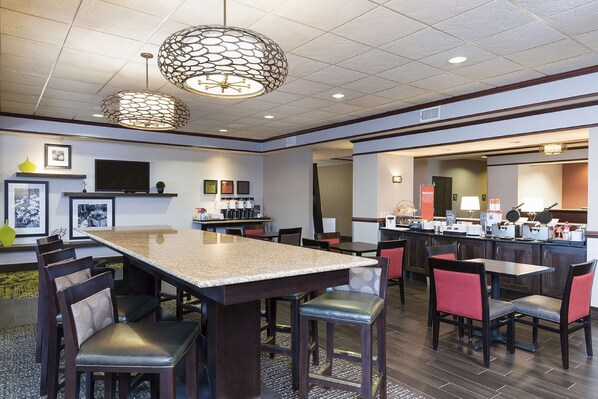 Restaurant - Hampton Inn Mt. Pleasant (Mount Pleasant)