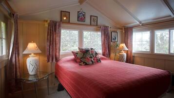 Eenvoudige kamer | Luxe beddengoed, individueel gedecoreerd, individueel gemeubileerd