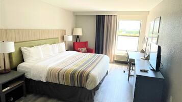 Zimmer, 1 King-Bett, Nichtraucher | Daunenbettdecken, Schreibtisch, Bügeleisen/Bügelbrett, kostenloses WLAN