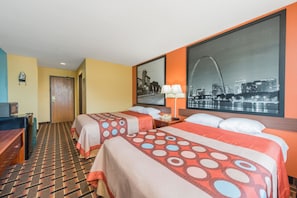 Desk, laptop workspace, iron/ironing board, free WiFi