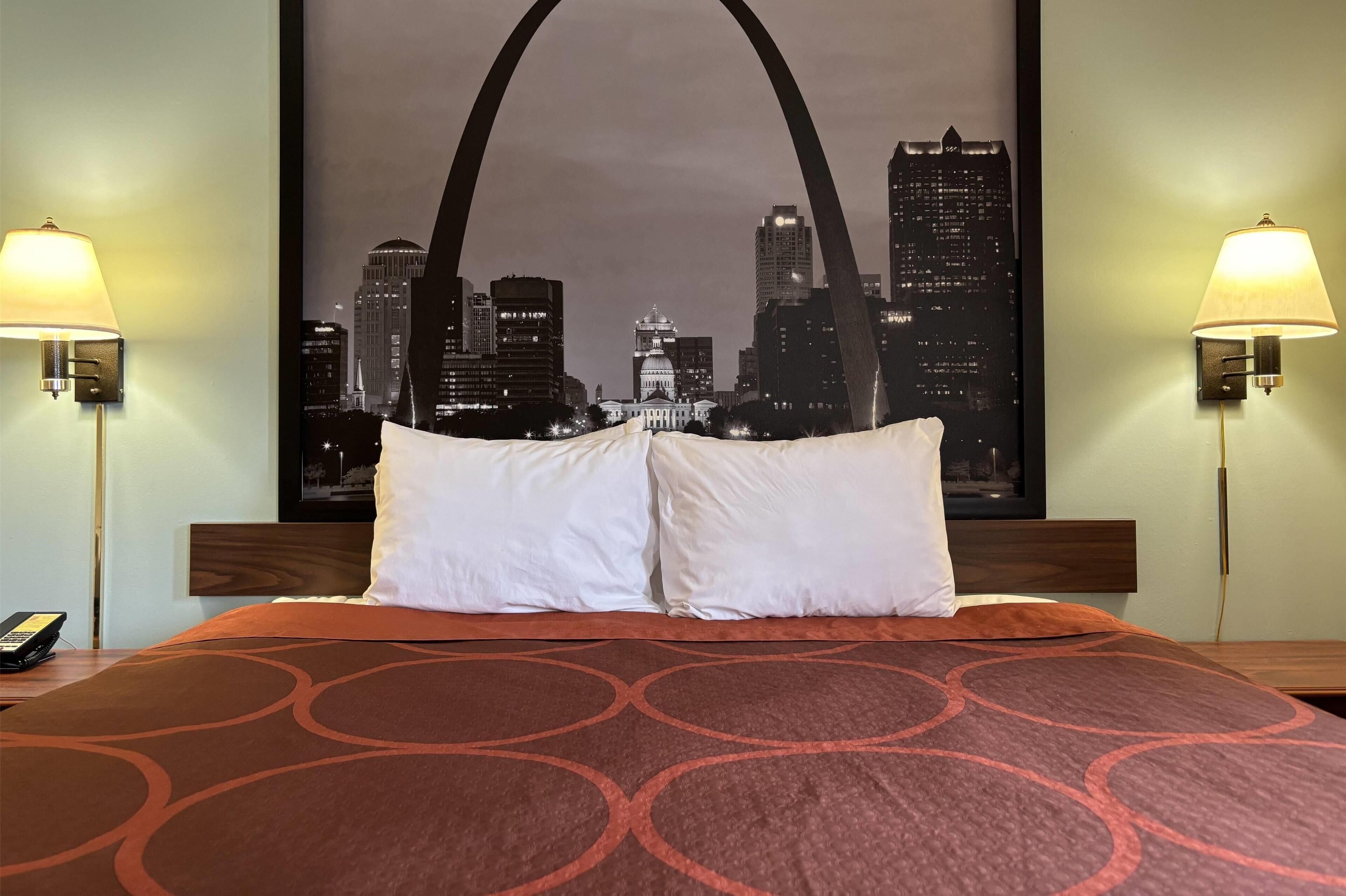 desk, laptop workspace, iron/ironing board, free wifi