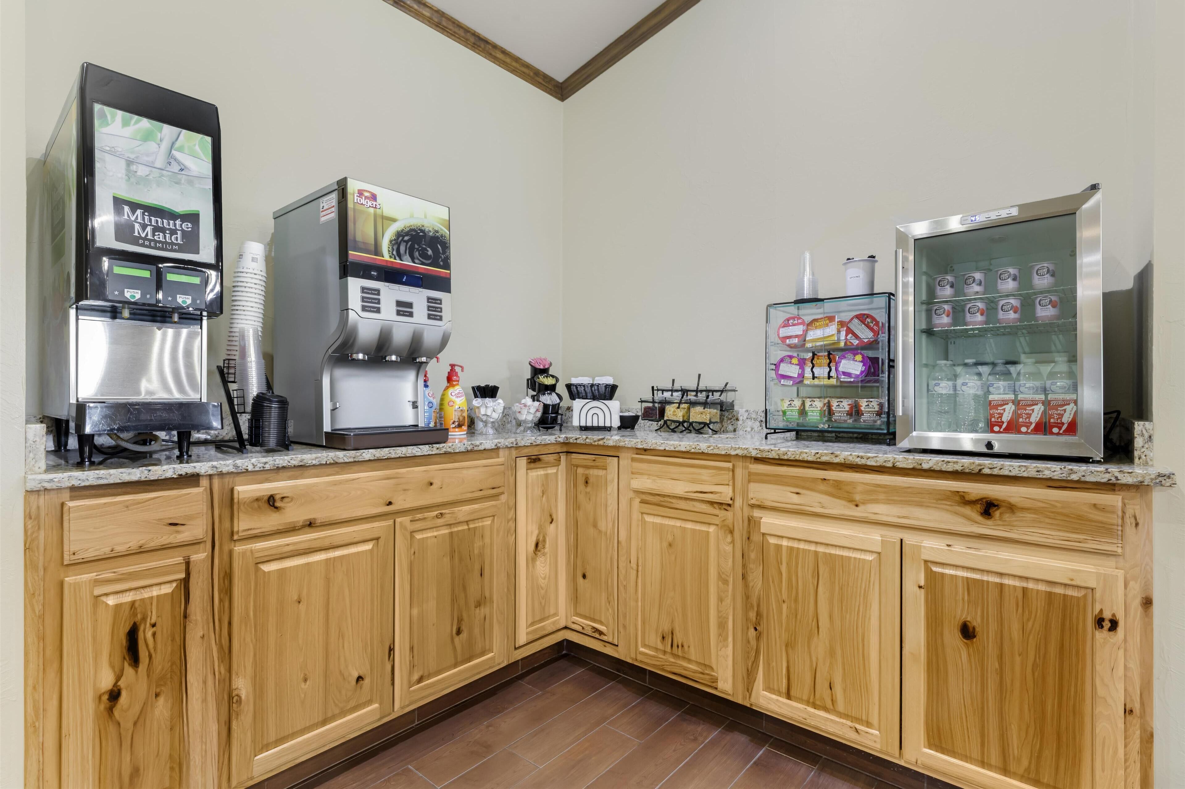 free daily full breakfast