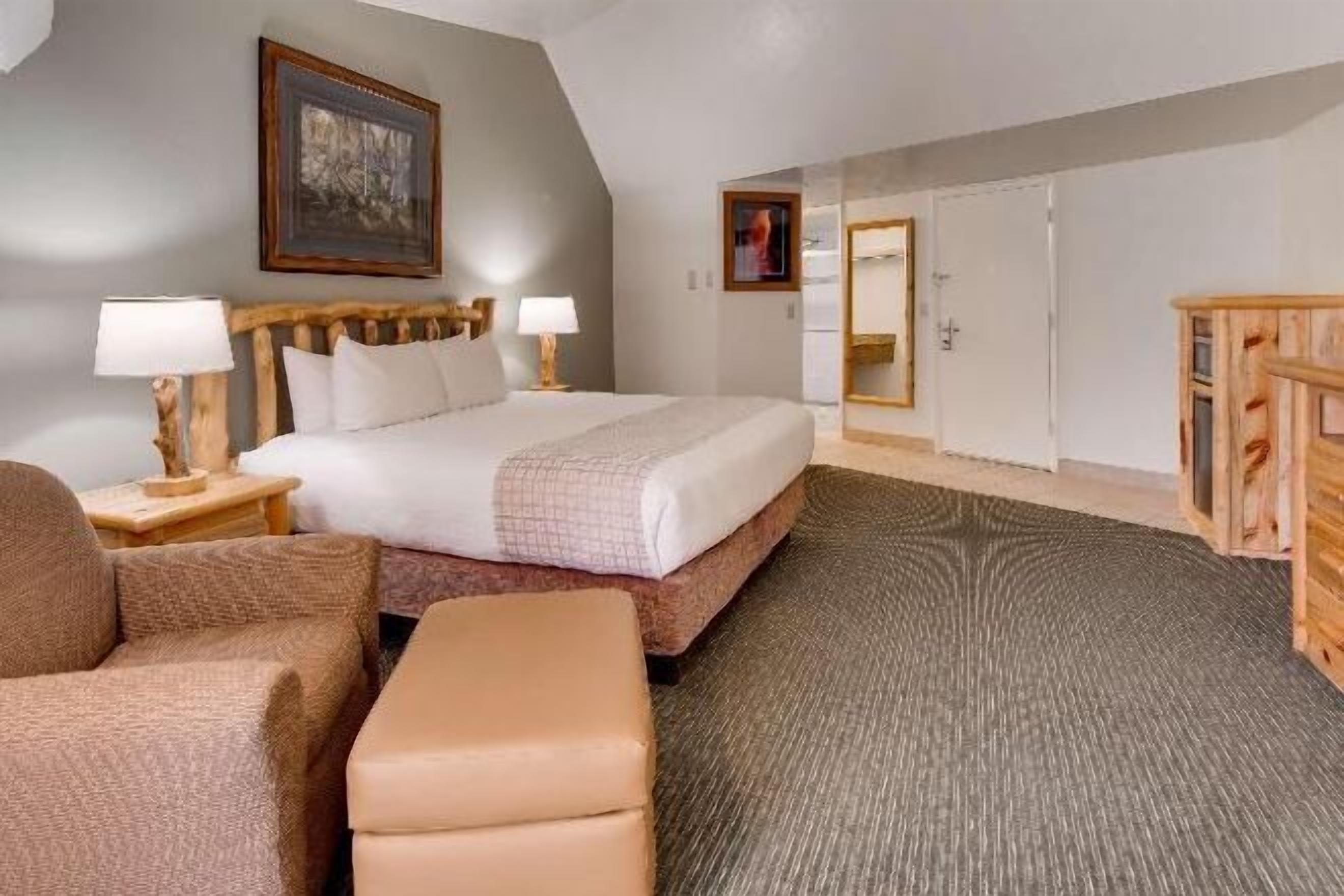 Bureau, rideaux d’obscurcissement, fer et planche à repasser, Wi-Fi