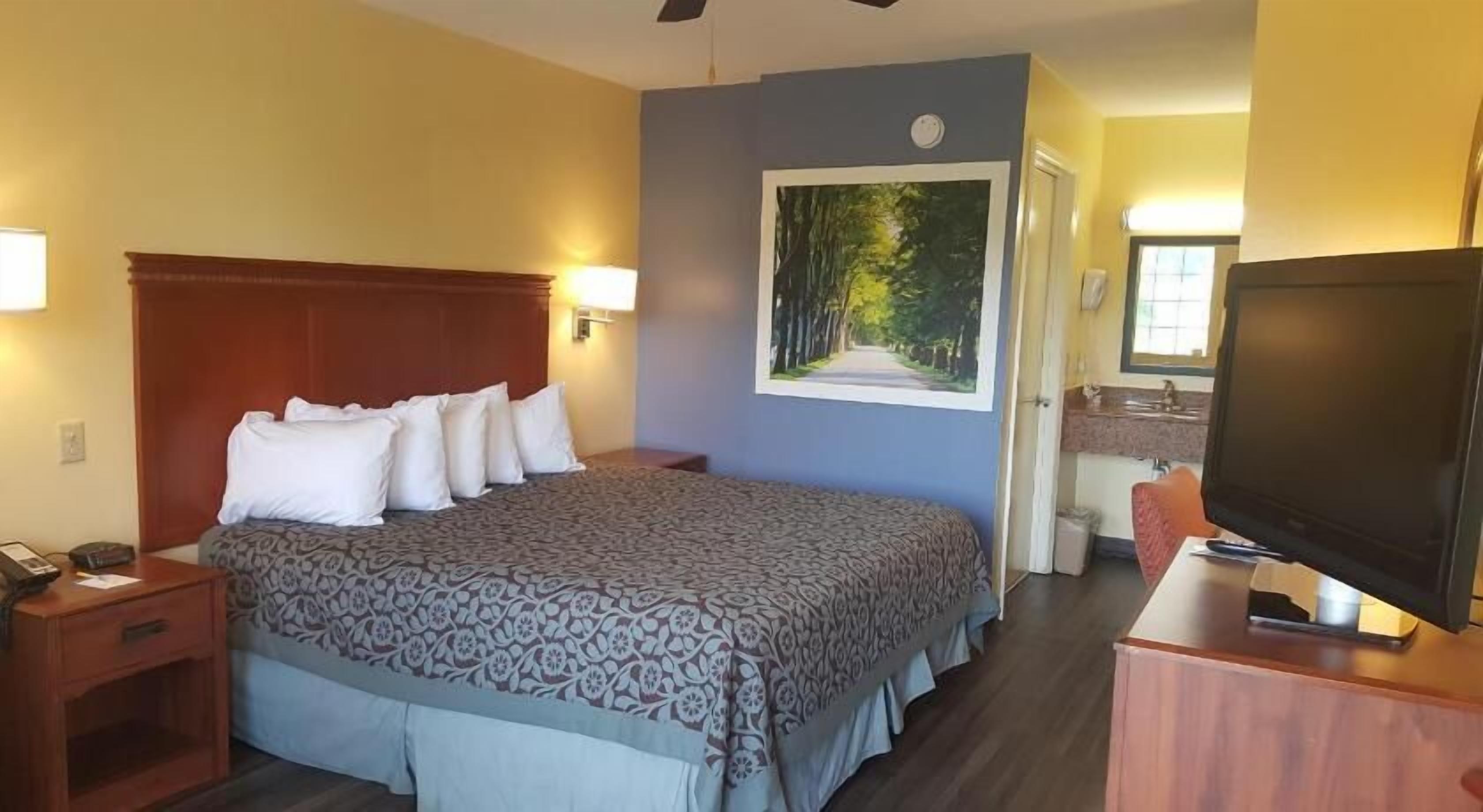 Desk, soundproofing, iron/ironing board, free cribs/infant beds