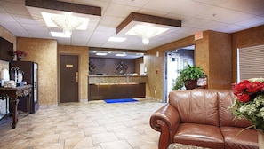 Reception - Magnuson Hotel Sand Springs - Tulsa West (Sand Springs)