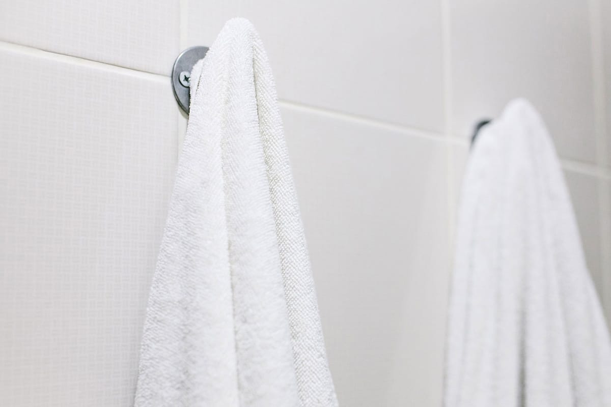 ของใช้ในห้องน้ำฟรี, ไดร์เป่าผม, ผ้าเช็ดตัว