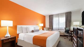 Standardzimmer, 1 King-Bett | Schreibtisch, Bügeleisen/Bügelbrett, kostenlose Babybetten