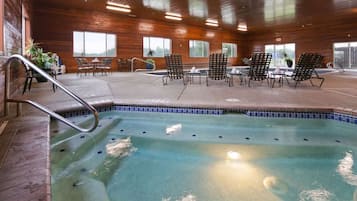 Indoor pool, pool loungers