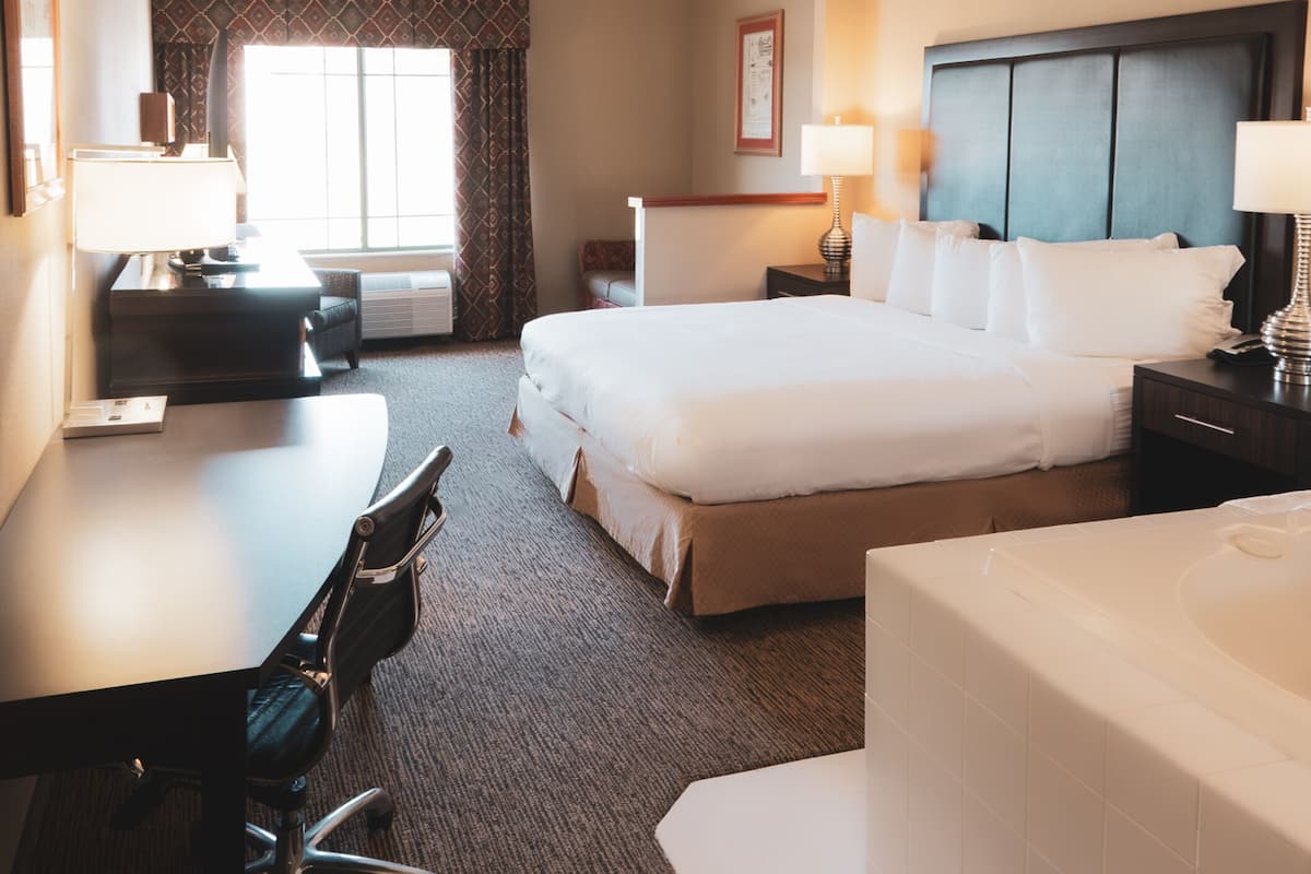 King Whirlpool Suite Accessible | 1 bedroom, desk, laptop workspace, blackout drapes
