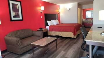 Literie de qualité supérieure, surmatelas, bureau, rideaux occultants