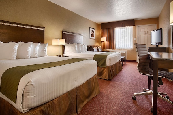 Pillowtop beds, desk, laptop workspace, iron/ironing board