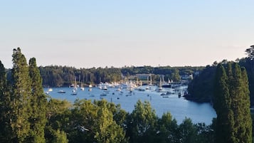 Standard Double Room, 1 King Bed, Harbor View | Water view