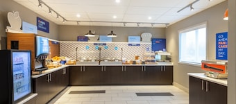 Holiday Inn Express Vermilion by IHG