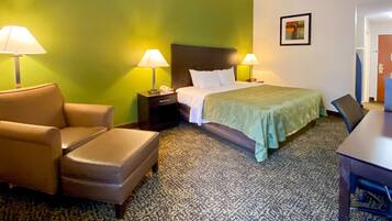 Standard Room, 1 King Bed, Non Smoking | Individually decorated, individually furnished, desk, laptop workspace