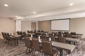 Meeting facility - Country Inn & Suites by Radisson, Madison, WI (Madison)