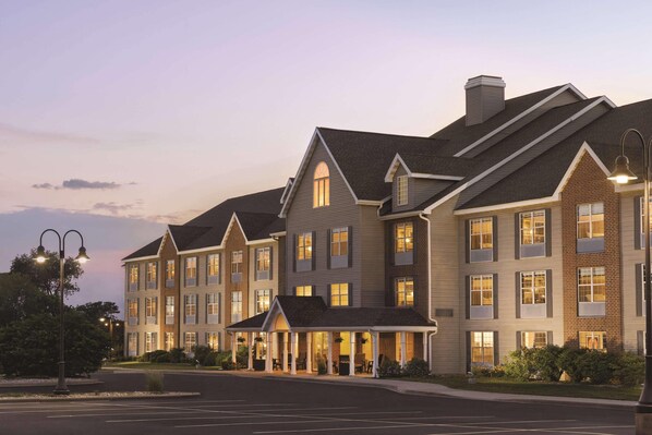 Exterior - Country Inn & Suites by Radisson, Madison, WI (Madison)