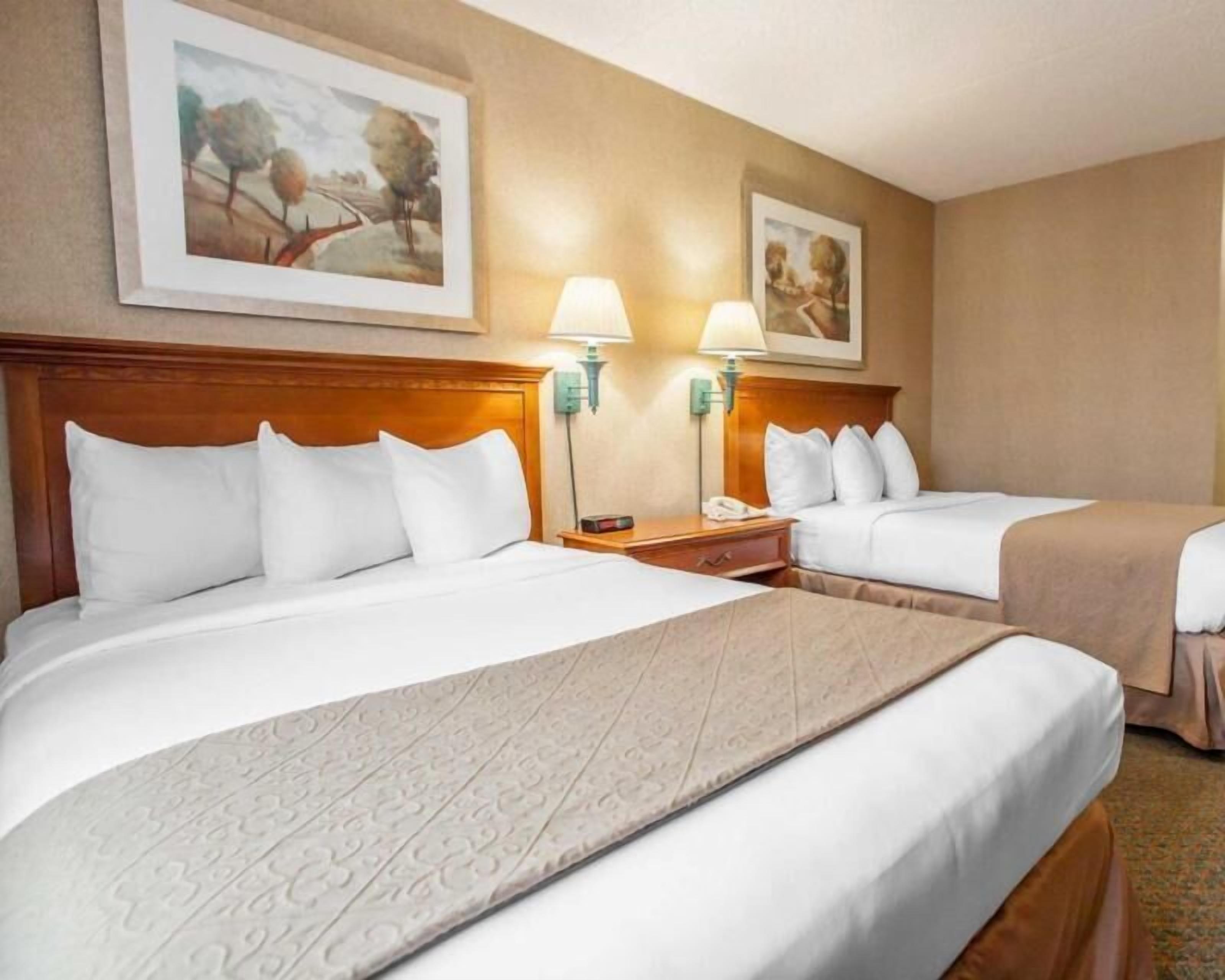 In-room safe, desk, laptop workspace, blackout curtains
