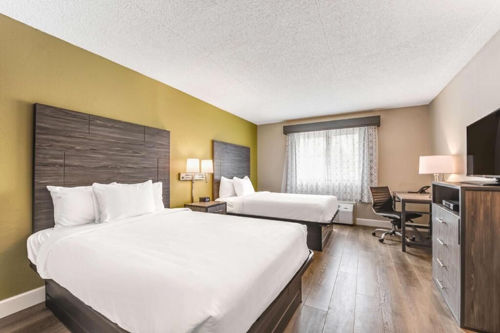 In-room safe, desk, laptop workspace, blackout curtains