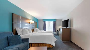 Suite, Multiple Beds, Non Smoking, Refrigerator & Microwave (with Sofabed) | Desk, iron/ironing board, bed sheets