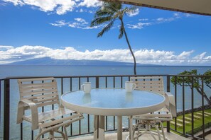 Balcony - Kahana Reef - Maui Condo & Home (Lahaina)