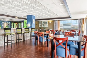 Free daily buffet breakfast  - Quality Inn & Suites near Robins Air Force Base (Warner Robins)