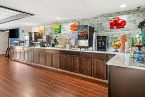 Desayuno buffet incluido todos los días