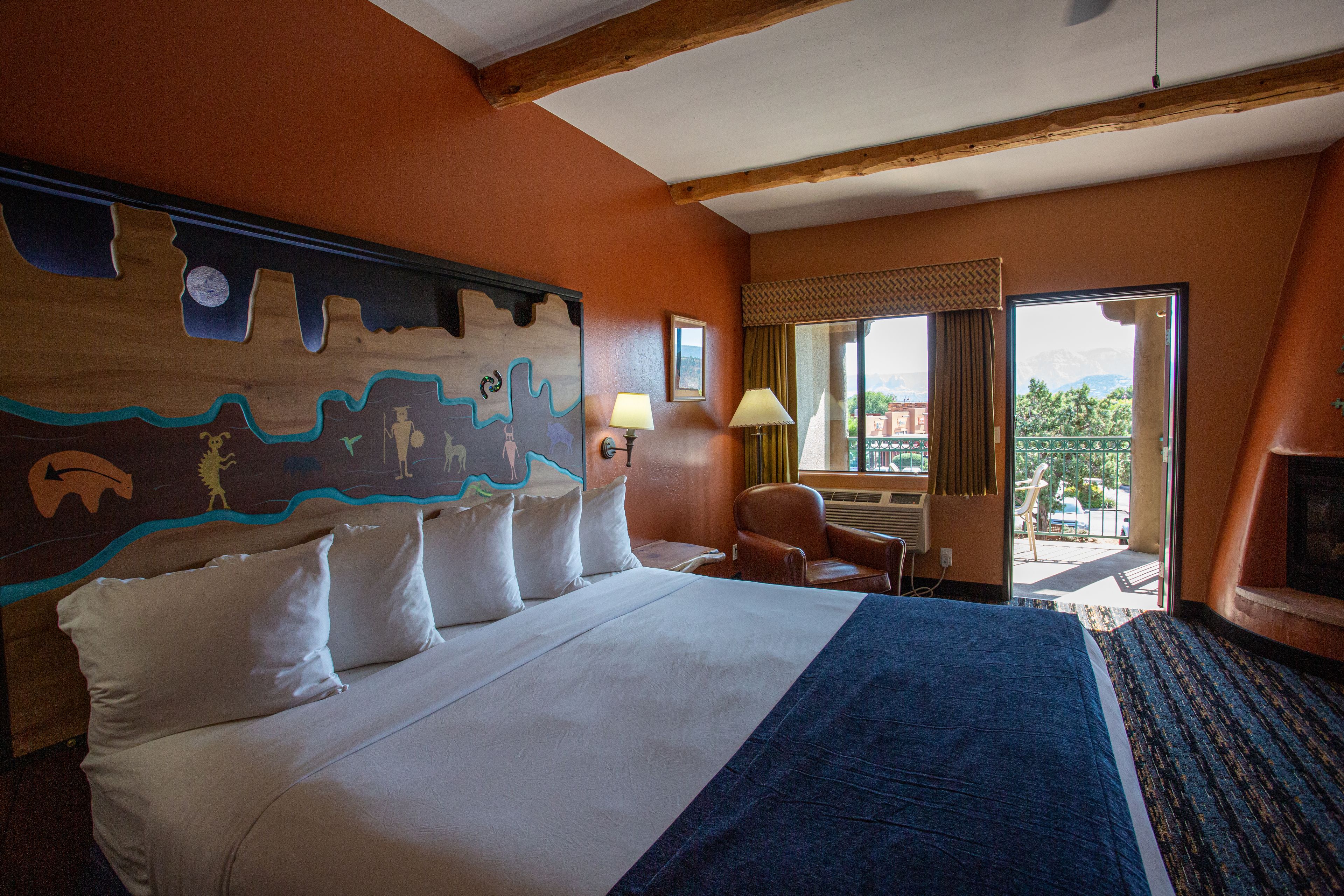 jetted bliss king retreat | 1 bedroom, premium bedding, in-room safe, desk