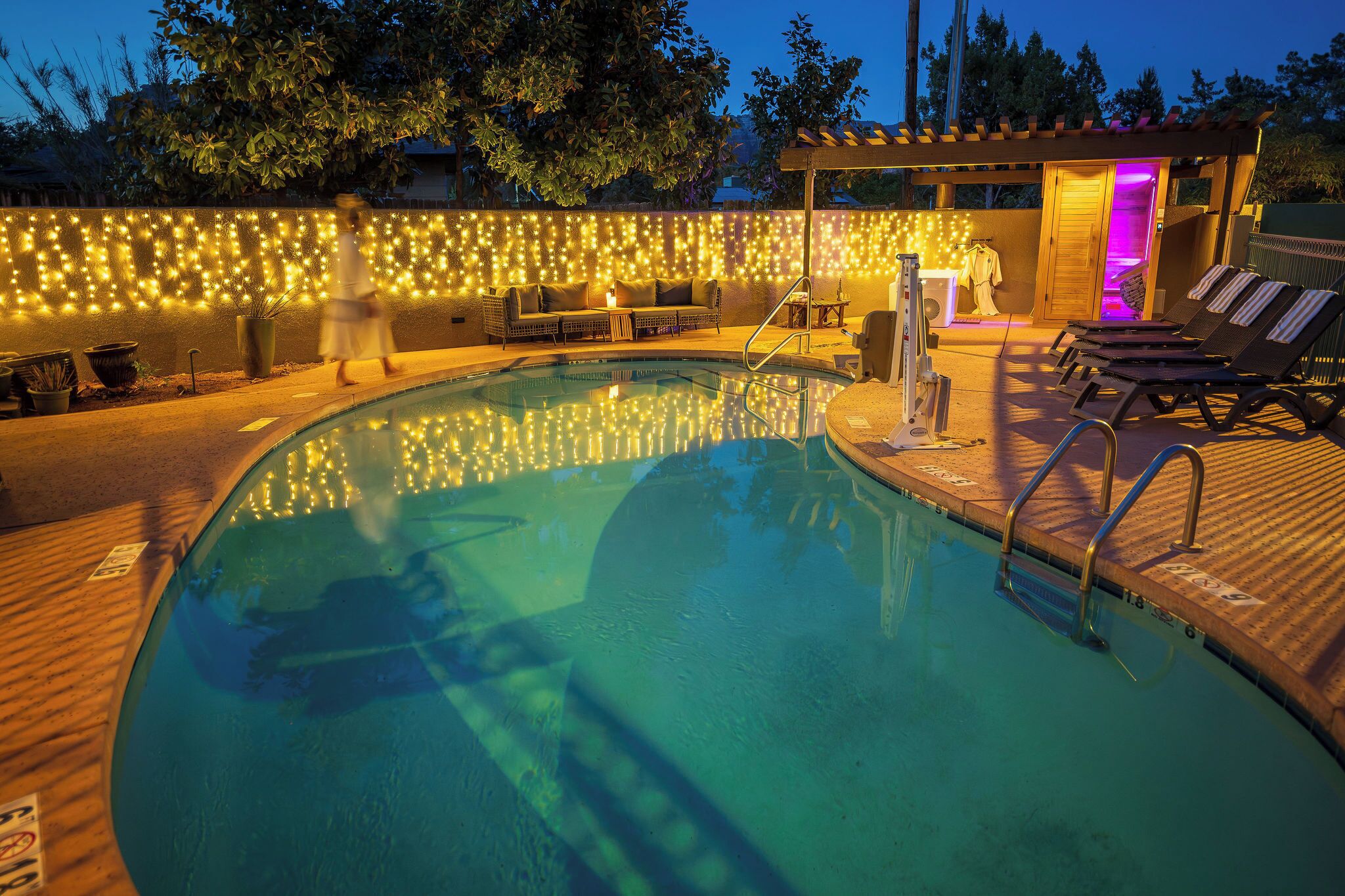 Outdoor pool, sun loungers