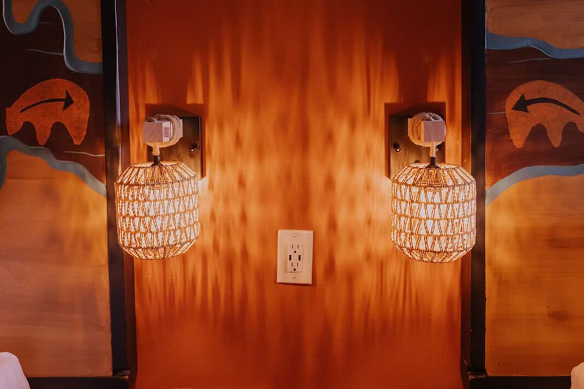 Chambre double, 2 grands lits, foyer | Literie de qualitĂ©, coffre-fort, bureau, rideaux dâobscurcissement