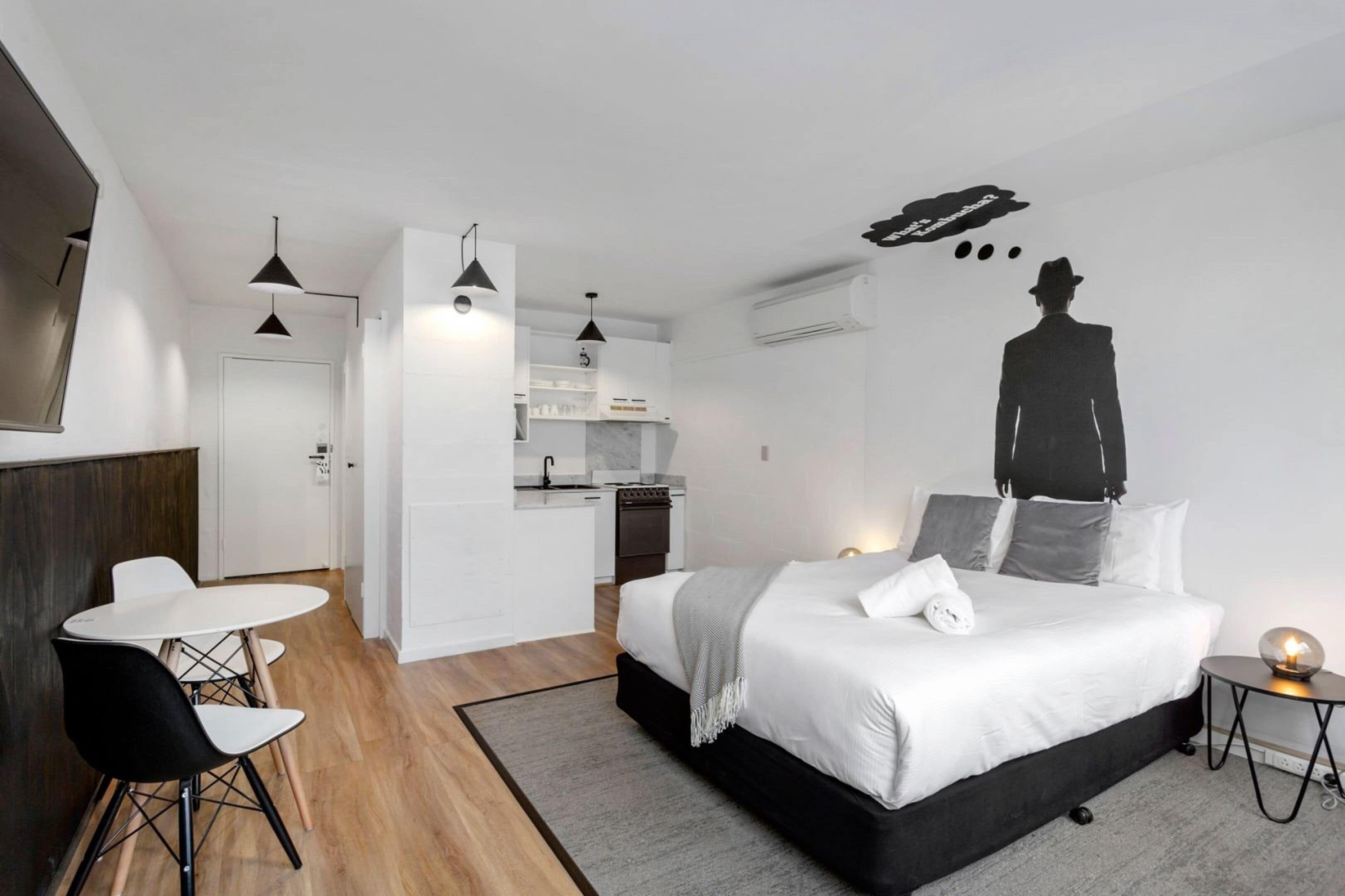 SoYa on Davis Apartment Hotel — image 6