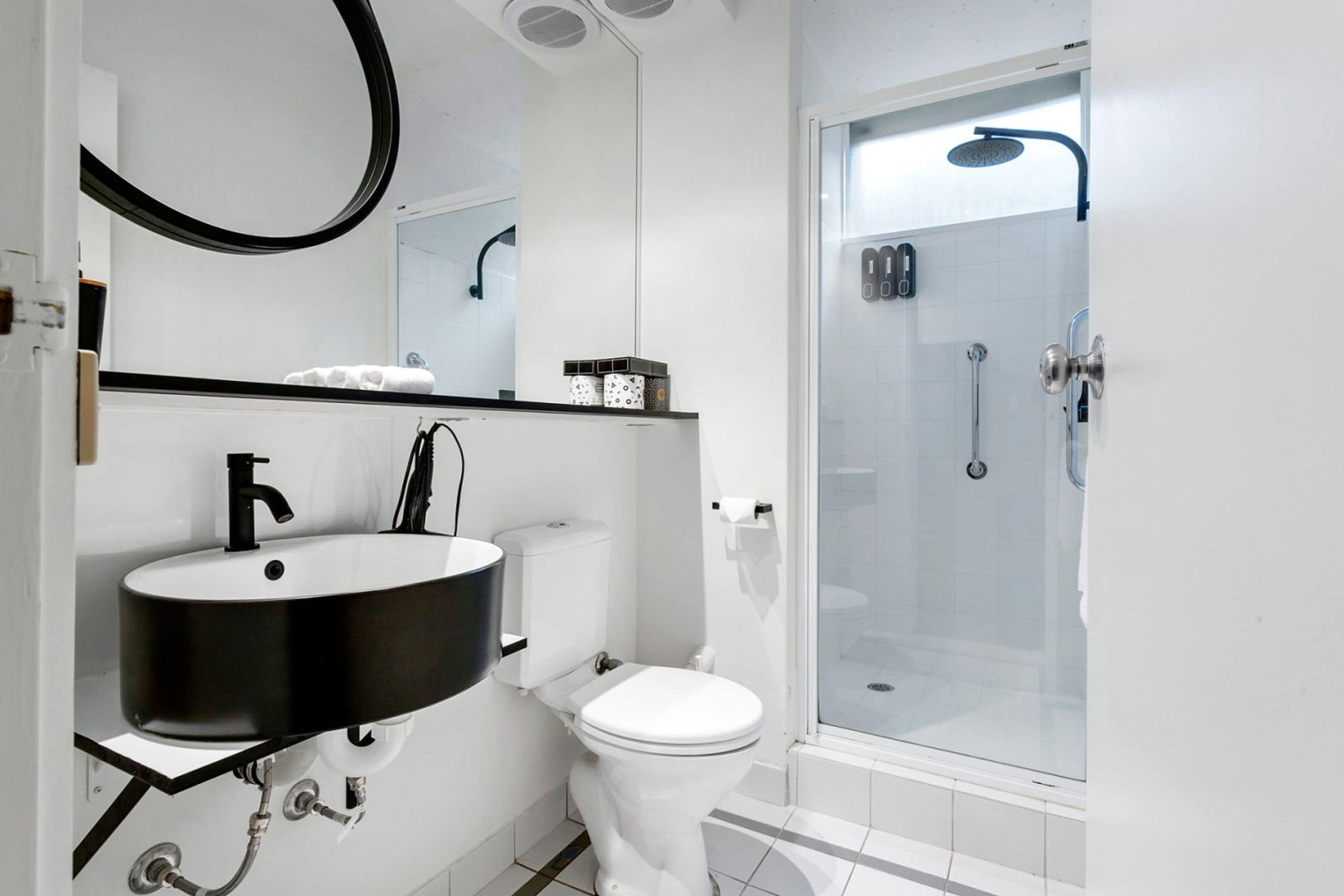 SoYa on Davis Apartment Hotel — image 8