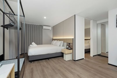 Madison Plaza Townsville