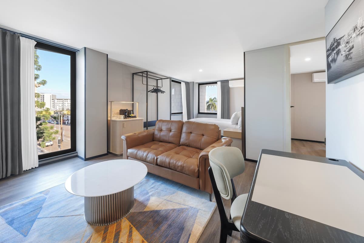 1 habitación, escritorio, tabla de planchar con plancha y wifi gratis