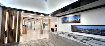 The Vic, Ascend Hotel Collection