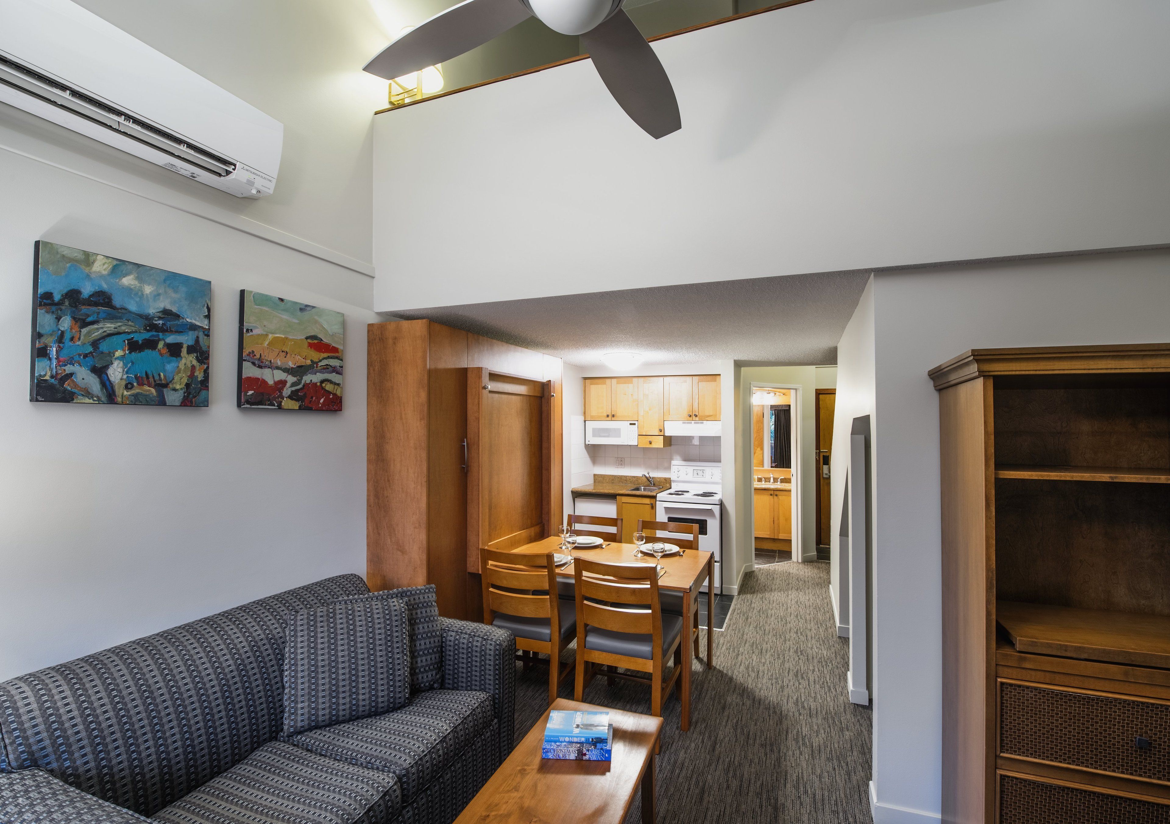 queen loft | private kitchen | dishwasher, coffee/tea maker, paper towels