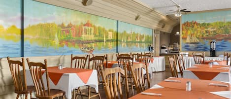 Frokostbuffé er inkludert hver dag