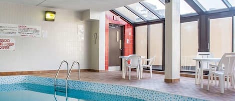 Piscine couverte
