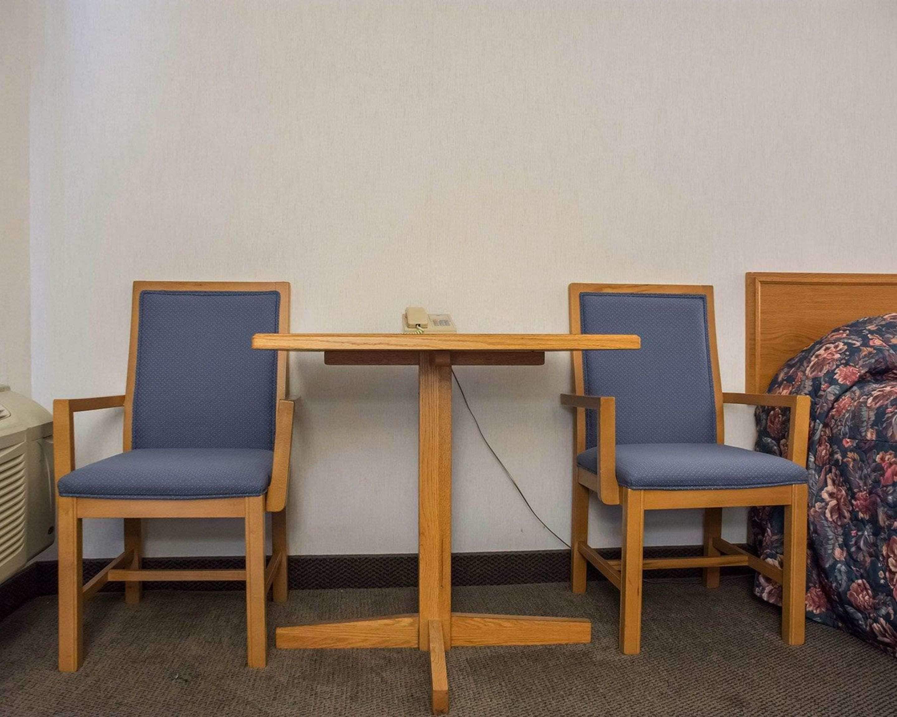 Foto - Econo Lodge By the Falls