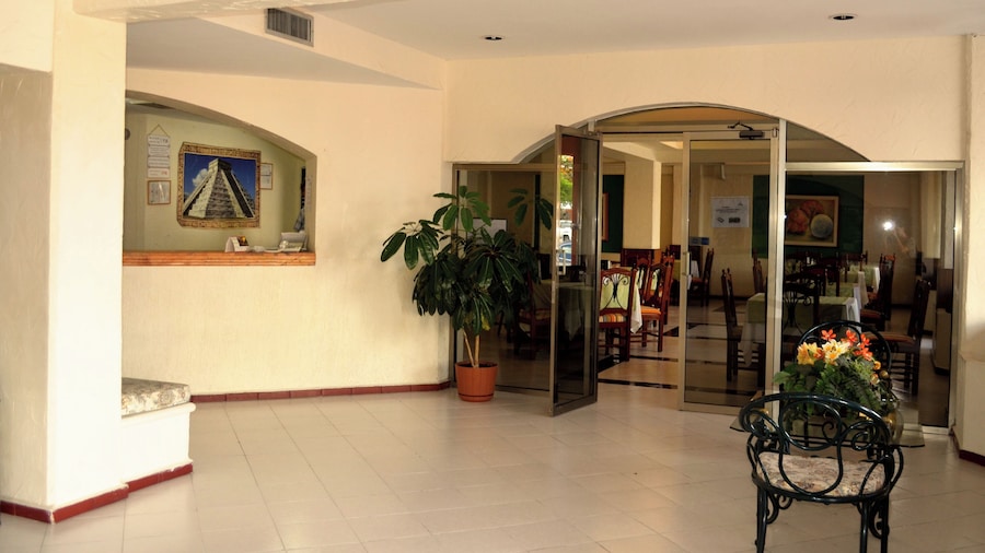 Hotel Batab