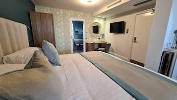 Deluxe Double or Twin Room | Premium bedding, individually decorated, individually furnished, desk
