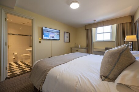 St George's Hotel - Image 49