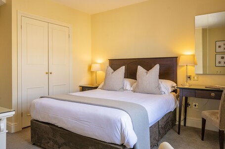 St George's Hotel - Image 69