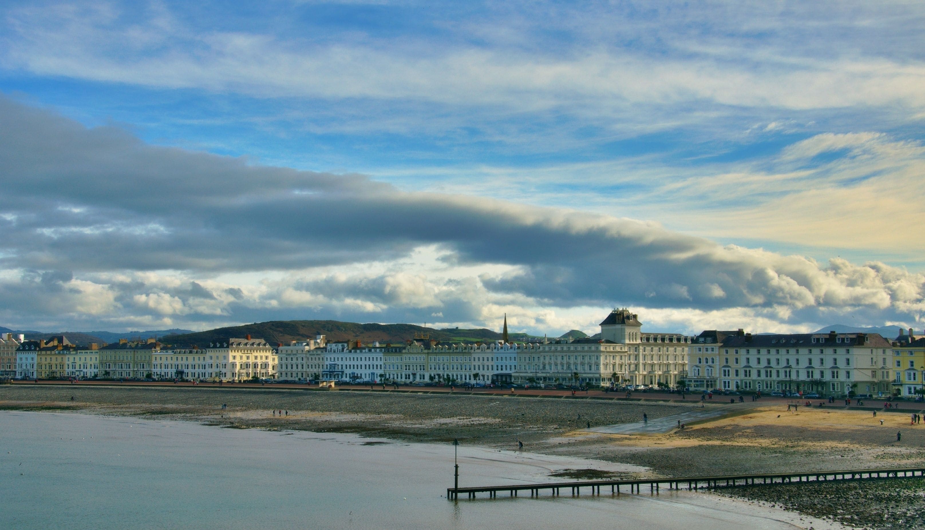 Photo - St George's Hotel