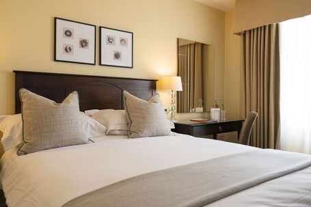 St George's Hotel - Image 15