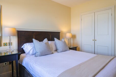 St George's Hotel - Image 42
