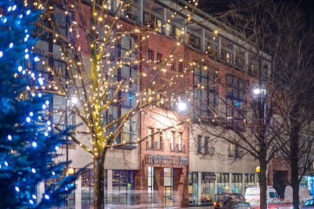 Front of property - evening/night. Apex Grassmarket Hotel